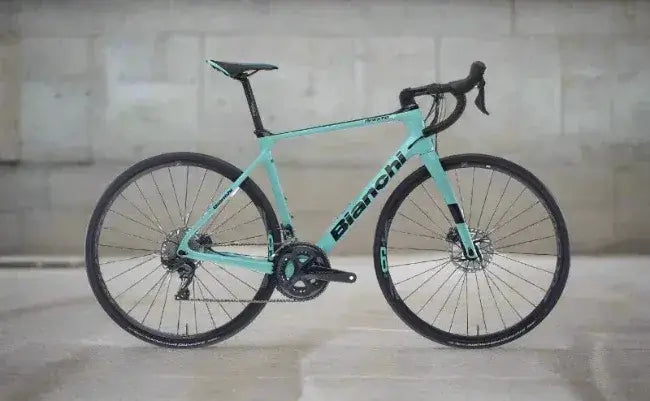 Alquiler Bicis Carretera de Carbono en Barcelona - Carretera / Bianchi Infinito XE -CaranvaSports - temporada 2026