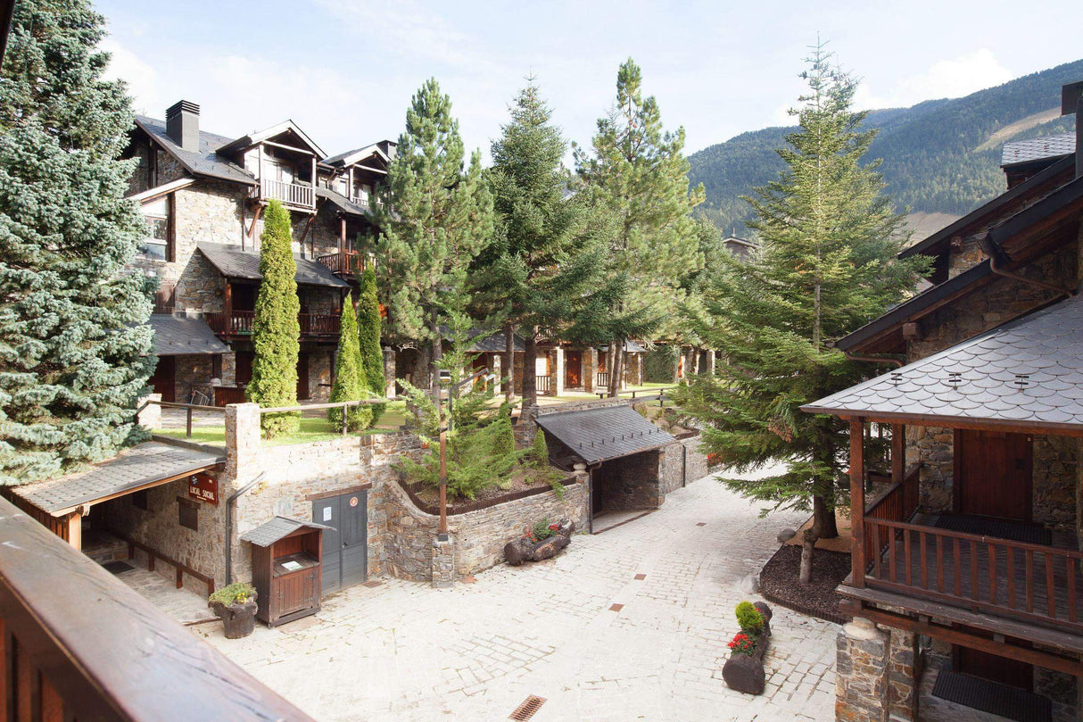 Tarter Mountain Suites - -CaranvaSports - temporada 2026