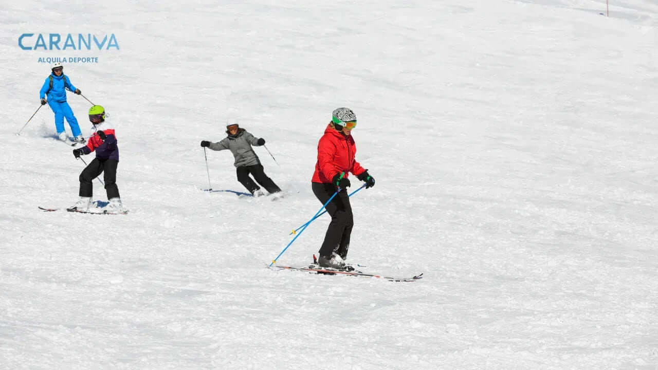 Clases Esquí o SnowBoard La Molina - 1 persona / 9 a 14h / 1 hora -CaranvaSports - temporada 2026